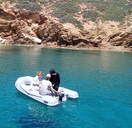 plywanie-pontonem-w-grecji